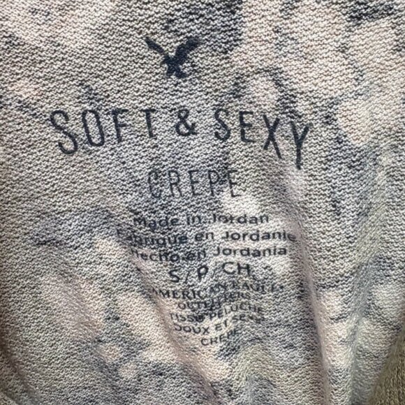 American Eagle Soft & Sexy Crepe Olive Green Floral Tank Top Small - Picture 3 of 5